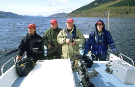 Jan-Ove Sundberg and crew on Loch Ness 2001